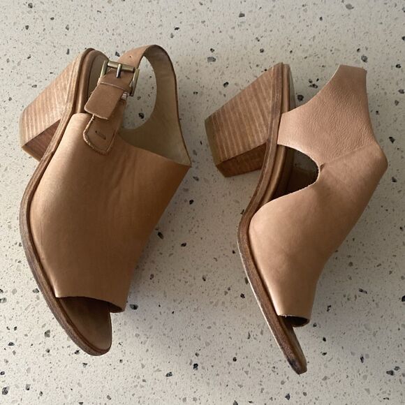 Eileen Fisher Glance Sand Leather Slingback Sandals Block Heel Women’s Size 7.5M - Picture 3 of 12